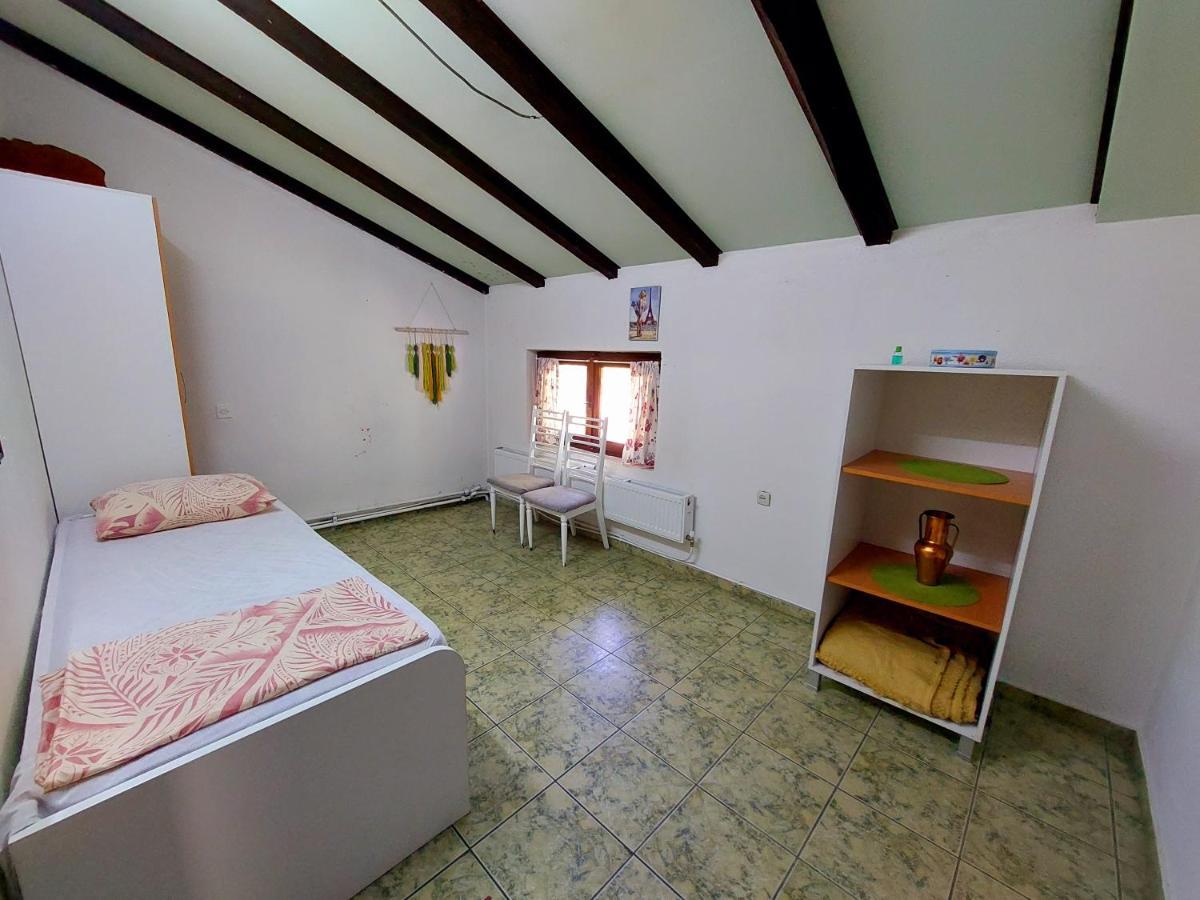 Incredible Apartment With A Mountain View - Matka Skopje Exterior foto