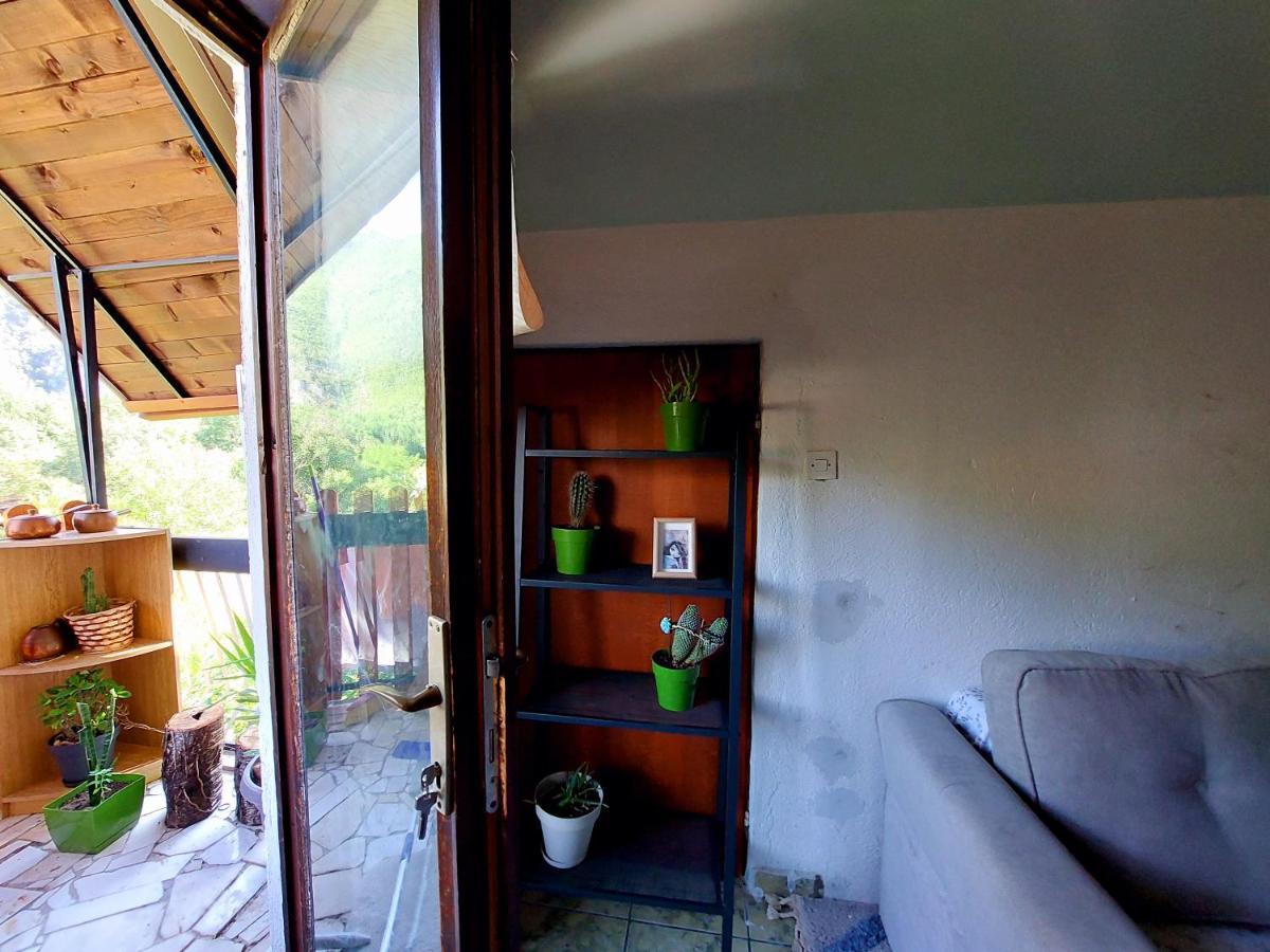 Incredible Apartment With A Mountain View - Matka Skopje Exterior foto